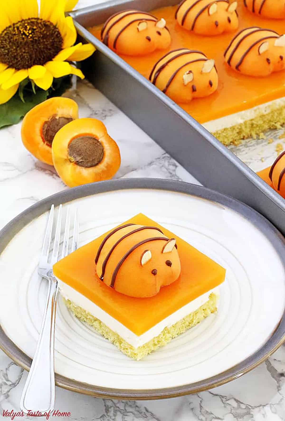 Don’t let this cake’s intricate design and beauty fool you into thinking it’s too difficult to make.