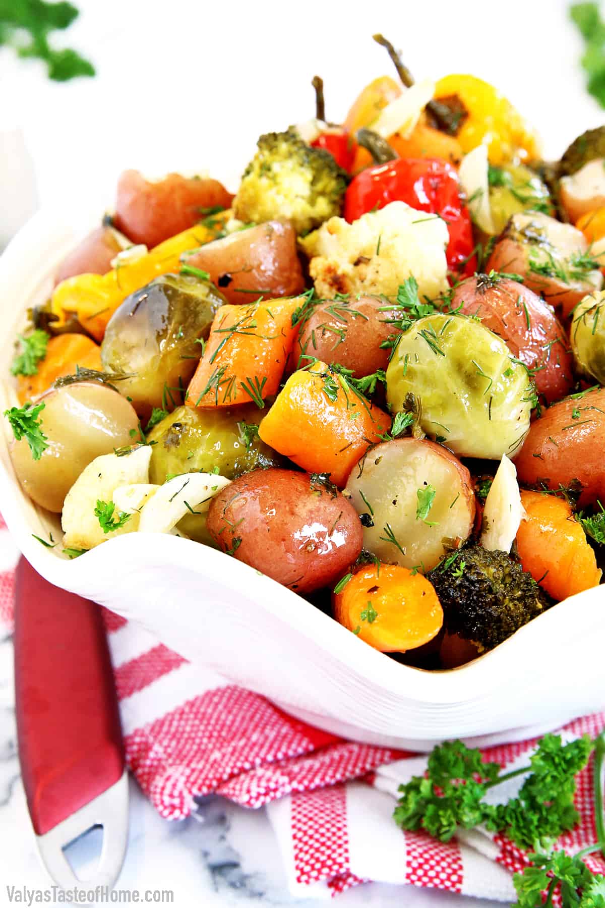 Make an aromatic, irresistible dish of baked vegetables as a main course for easy dinner.