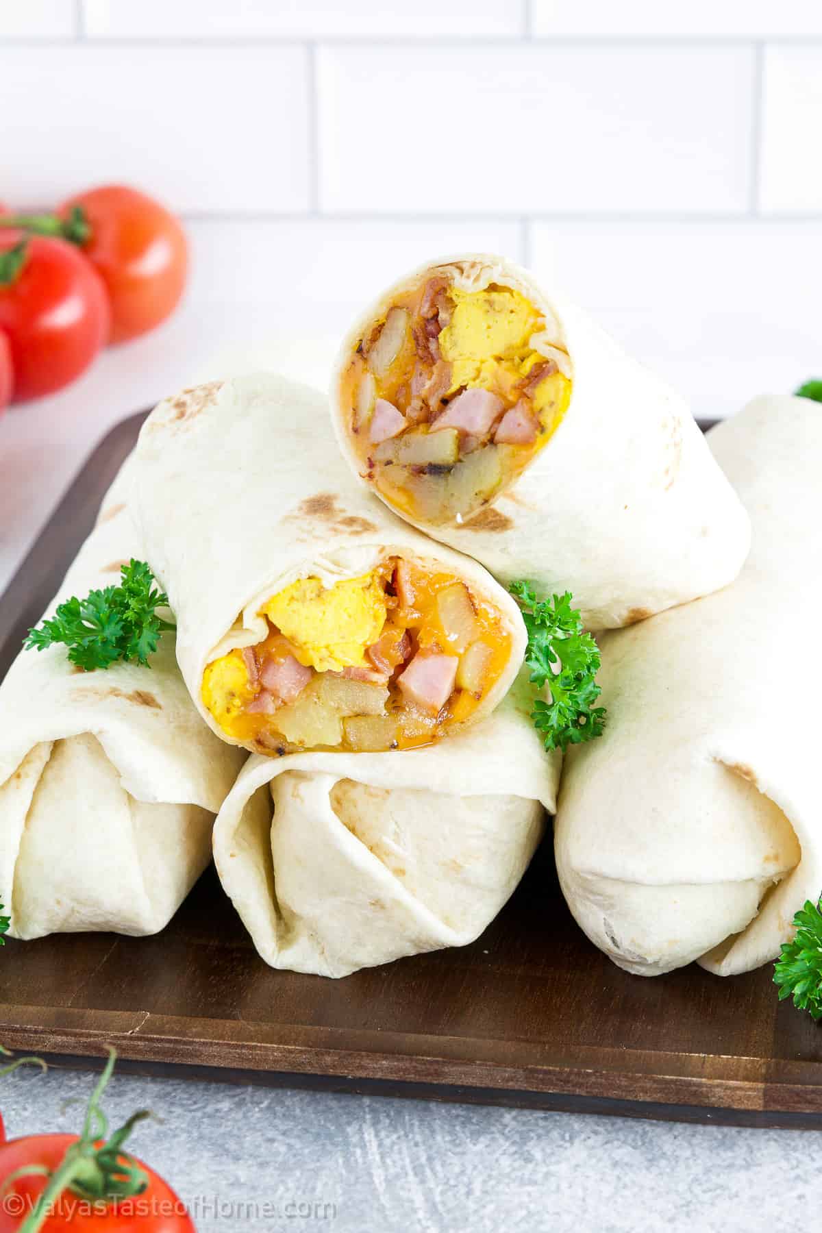 Easy Breakfast Burritos (freezer-friendly) - The Chunky Chef