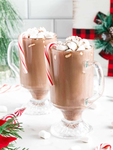 If you’ve been craving some delicious Homemade Hot Chocolate, this delicious recipe is absolutely perfect for you! Not only is it the easiest recipe you’ll ever come across, but it features classic, delicious flavors with a rich and creamy consistency made of pantry staple ingredients!