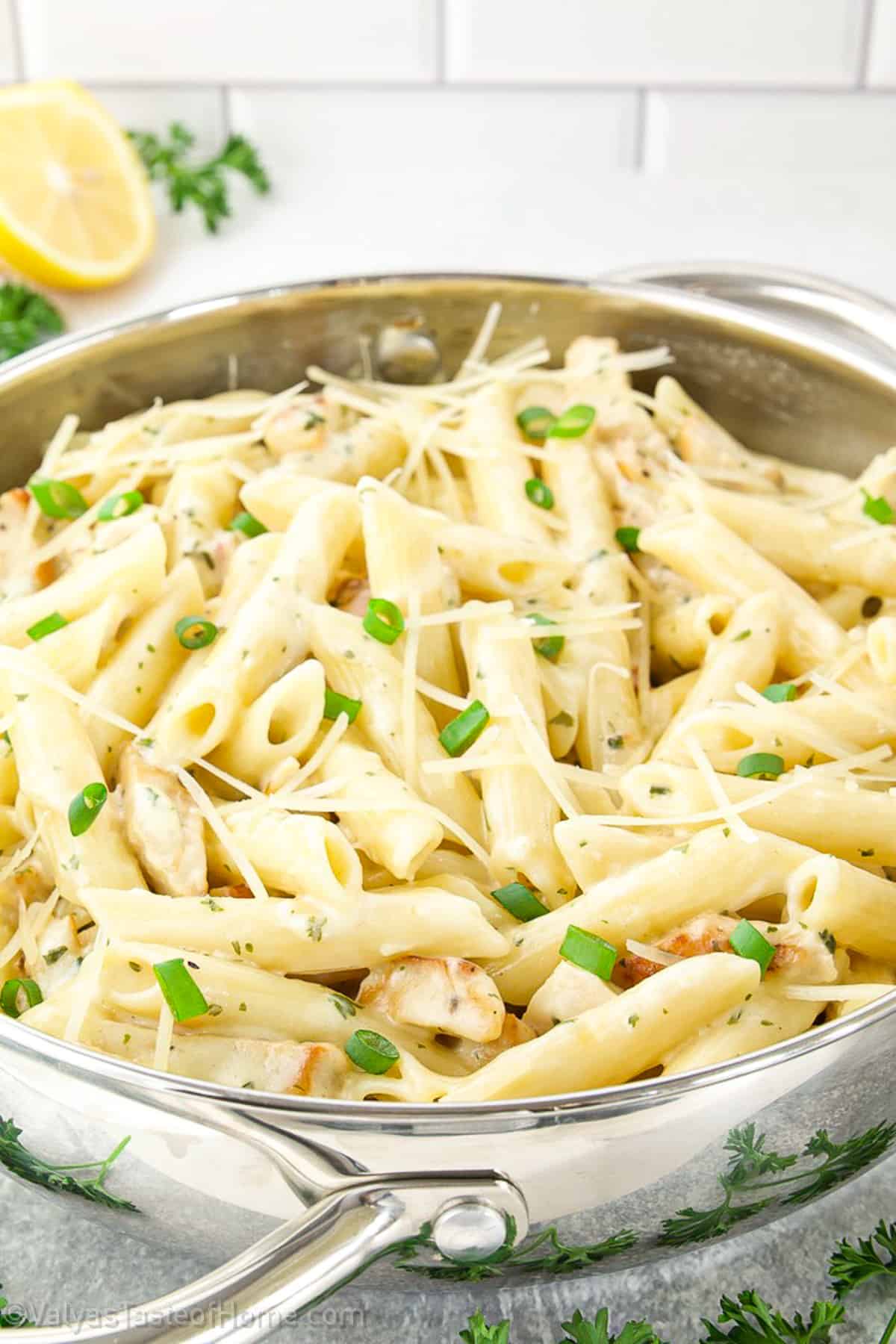 This Garlic Chicken Pasta features a delicious creamy garlic pasta sauce with chicken strips and penne pasta for an unforgettable combination!