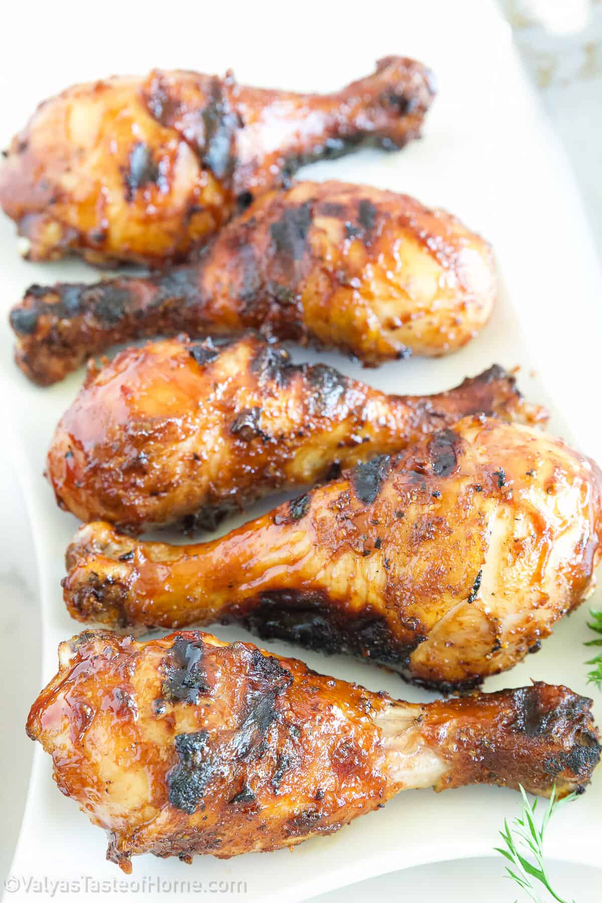 They’re incredibly delicious, with juicy, perfectly cooked chicken on the inside, and perfectly crisp on the outside.