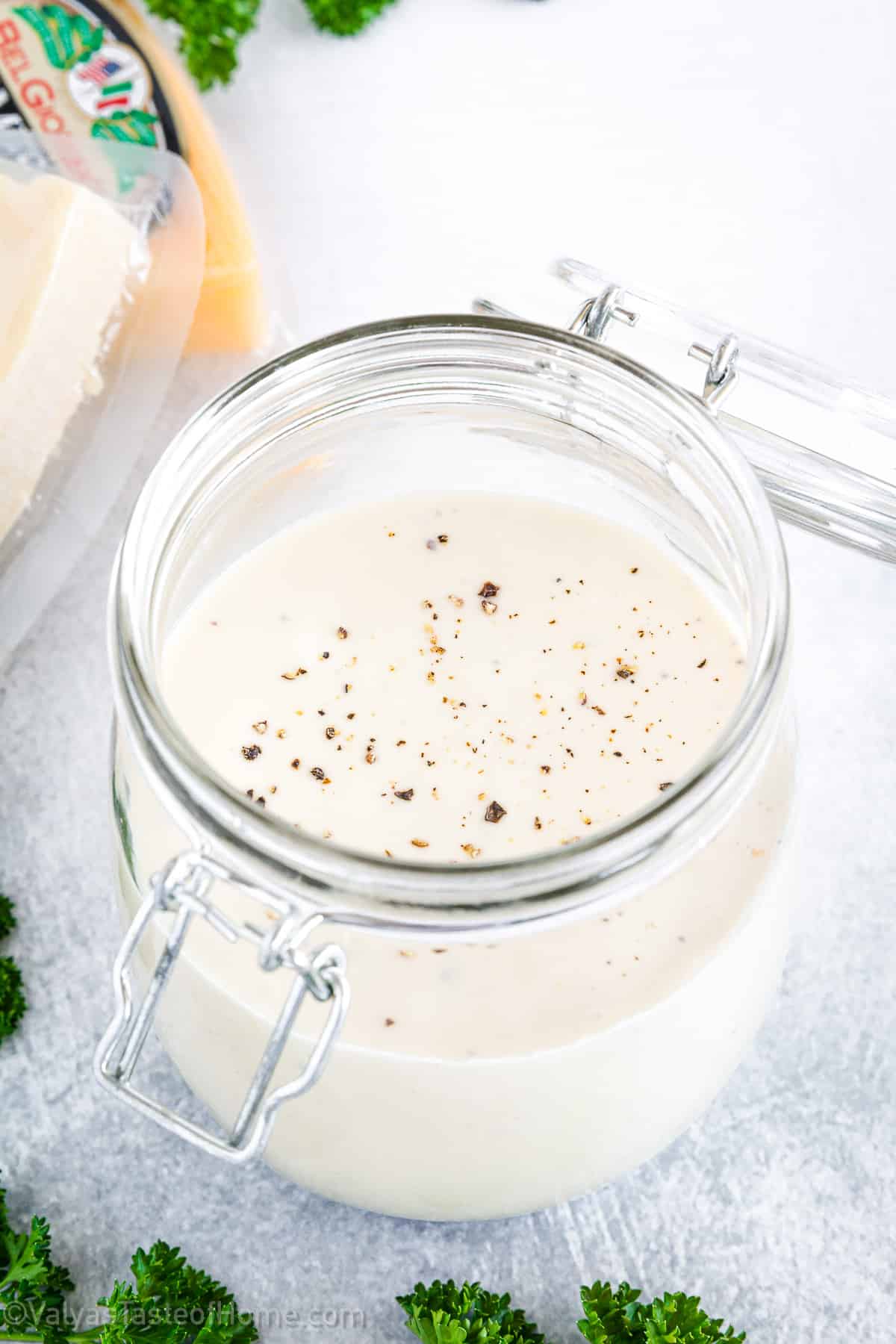 Alfredo sauce is an Italian staple, beloved for its delicious flavor and velvety smooth consistency.