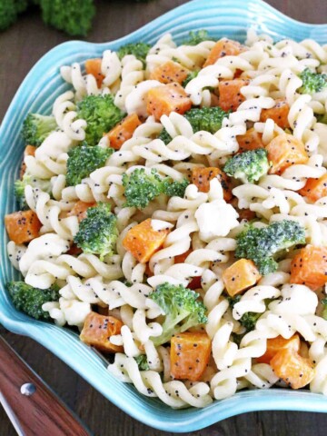 This make-ahead and crowd-pleasing Butternut Squash Pasta Recipe is ideal for Thanksgiving, and features the perfect fall flavors that everyone will love!