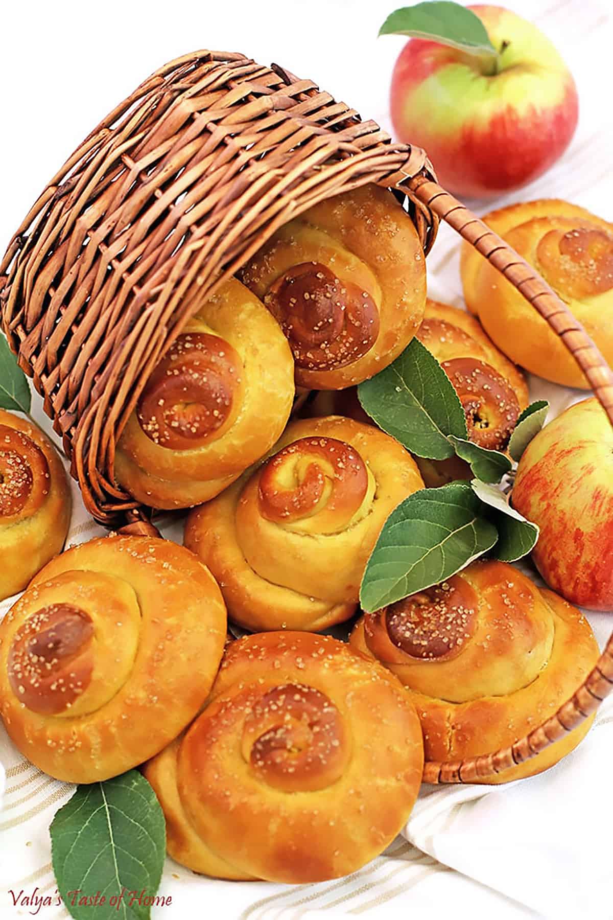 Ah, the sweet flavors of fall! These super-soft, Sweet Swirl Apple Buns are a wonderful comfort fall treat. The juicy grated apples make them incredibly moist, delicious, and irresistible! They look so beautiful and glossy after being brushed with the egg glaze and sprinkled with organic raw sugar. You just wanna eat them raw, like cookie dough! ;)