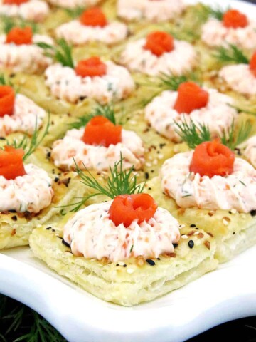 These delicious Smoked Salmon Appetizers are the most perfect salmon bites you’ll ever have! Not only are they incredibly beautiful and elegant, but they taste amazing too!