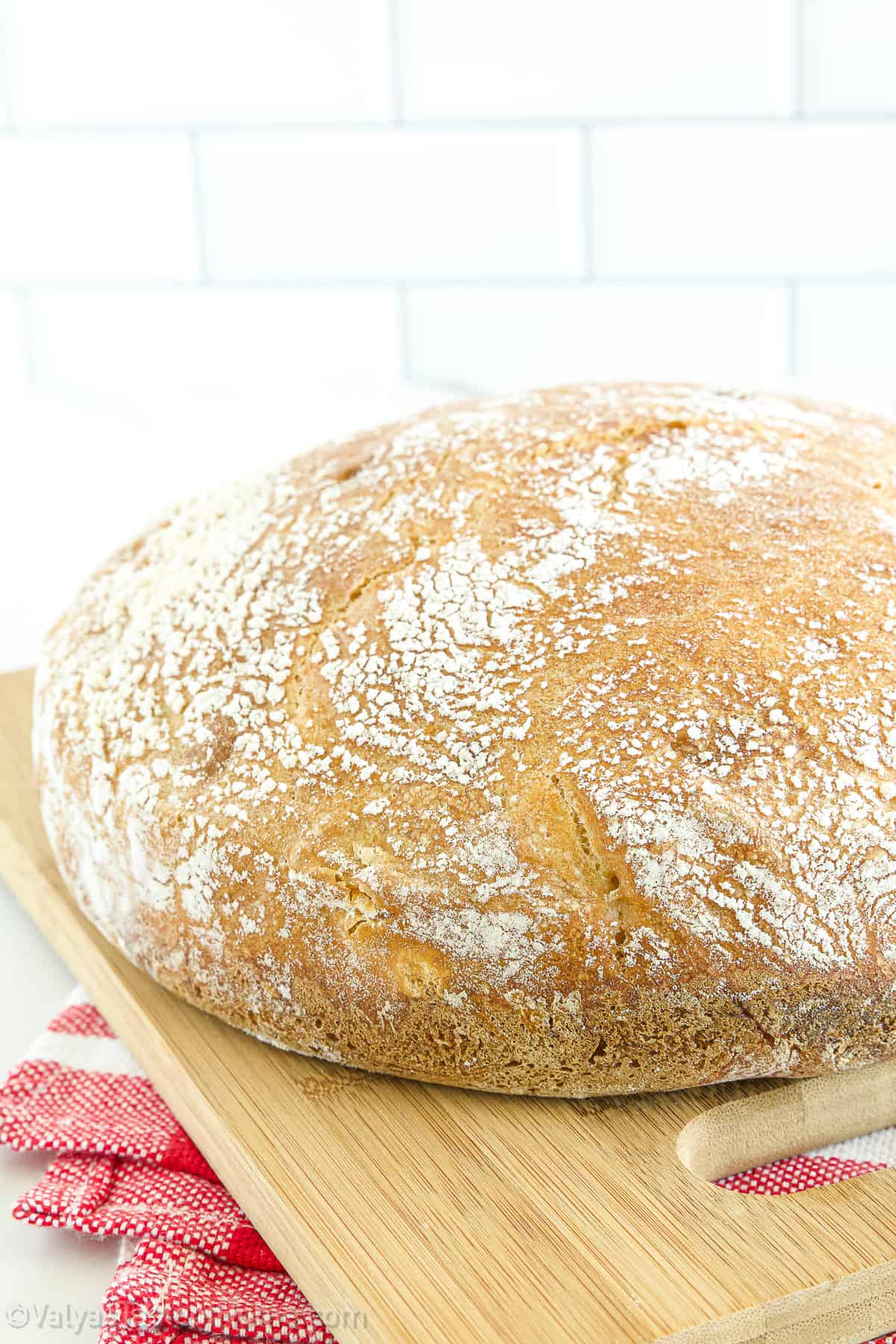 Crusty Bread in a Dutch Oven - ZoëBakes