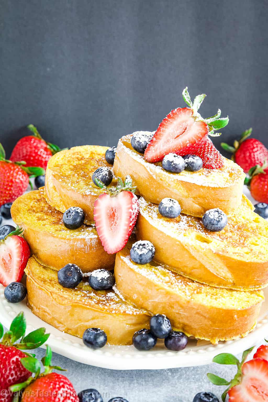 The Tastiest French Toast At Home (Quick and Easy Recipe)