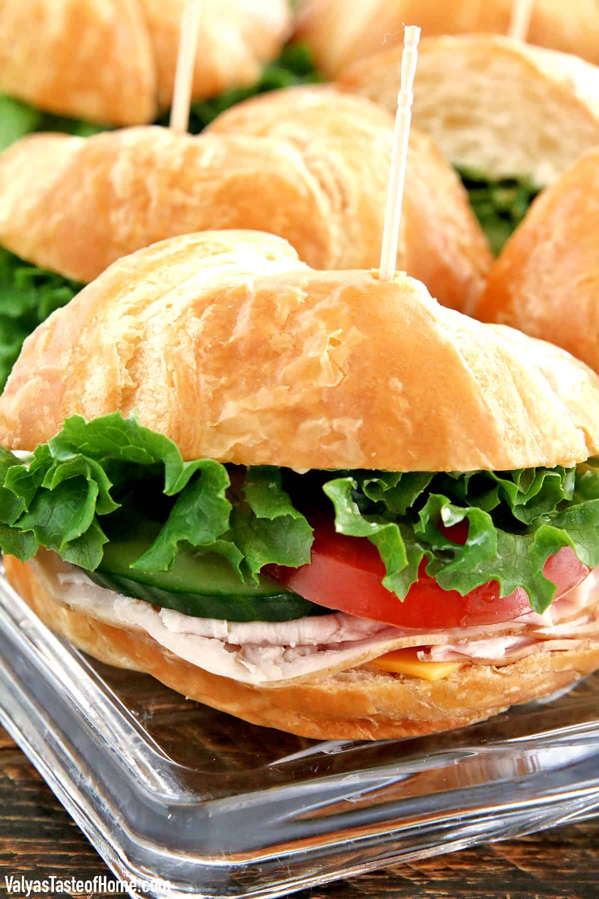 Are you planning a party or a tea get-together but short on time? I've got a perfectly quick and scrumptious appetizer idea for you! These Turkey Croissan'wich Appetizers are very well-loved in our family. The perfect way to add vegetables to picky children's diets.