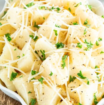 This recipe is truly special because of how classic the flavors are. With the most pantry-staple ingredients, you'll get a delicious side dish that everyone will love. 
