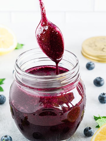Blueberry coulis can also be used as a filling for pastries, a topping for yogurt or oatmeal, or even a glaze for roasted meats like duck or pork.