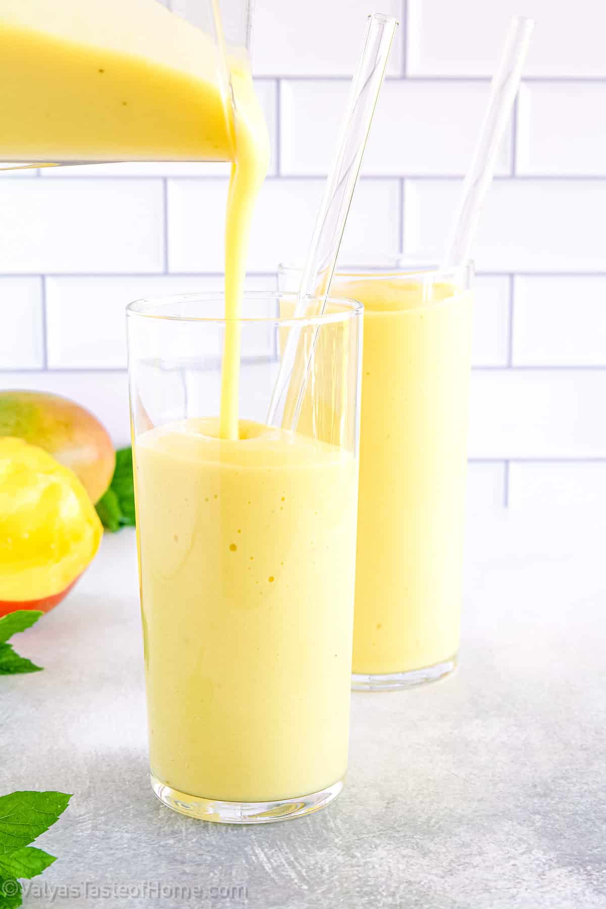 This Tropical Smoothie recipe is not only easy to make, but it’s also versatile, allowing you to switch up the fruits depending on what’s in season or your personal preference. 