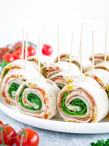 Italian Pinwheels are delicious and visually appealing party appetizers or a quick lunch that you’re about to fall in love with!