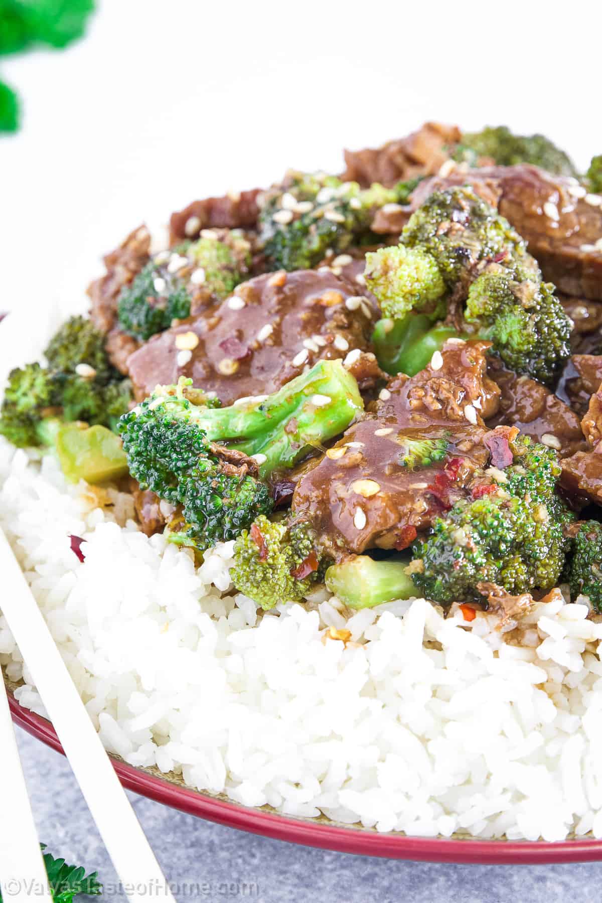This Instant Pot beef and broccoli is seriously a satisfying and comforting dish that can be enjoyed by the whole family. 