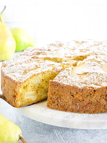 This Almond Coffee Cake is an all-time favorite dessert that combines the rich, buttery flavor of cake batter with the crunch of sliced almonds, resulting in a treat that’s simply irresistible.