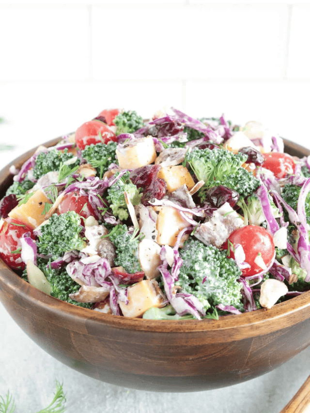 Creamy Broccoli Tomato Salad