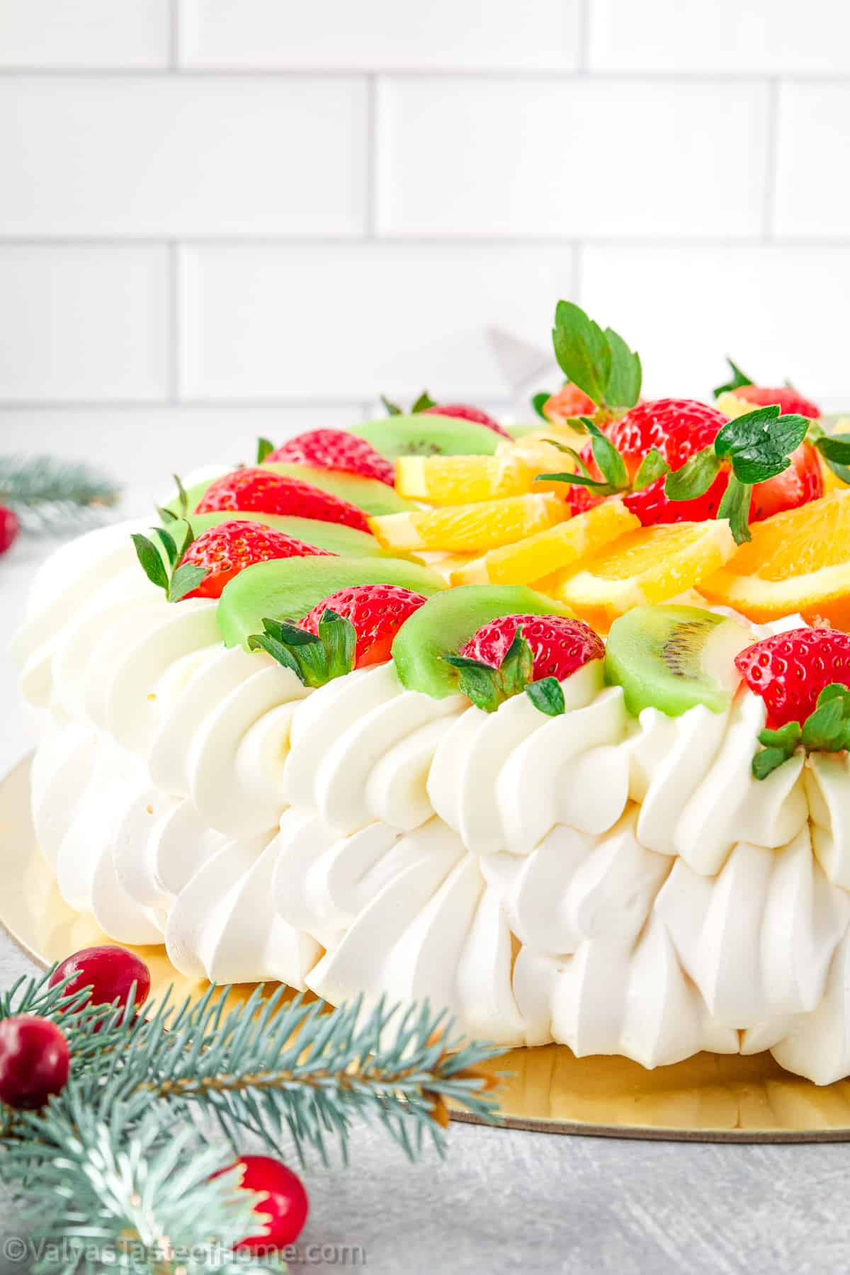 The meringue provides a light and airy crunch, while the whipped cream adds a smooth and creamy element. 