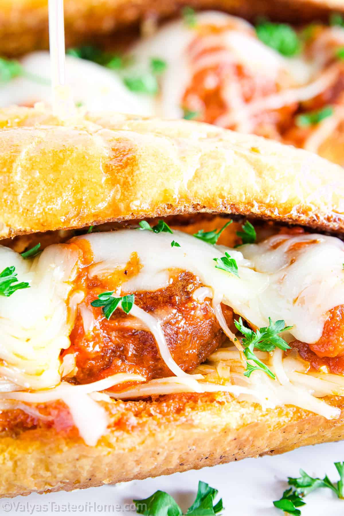 If you’ve been looking for some tasty, juicy meatball sub sandwiches but don’t know how to make them at home, this recipe will teach you all of it.