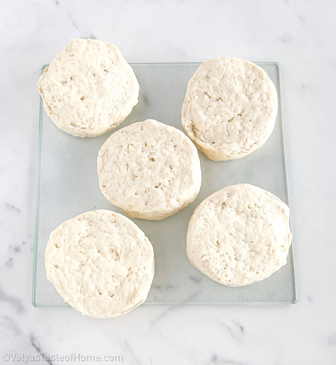 We use the standard 16.3-ounce can of refrigerated or frozen biscuits in this recipe.