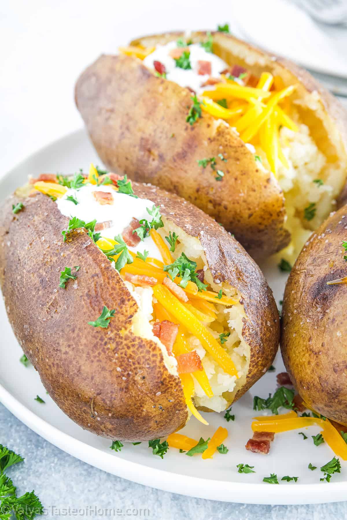 In just under 30 minutes, you will achieve a crispy, golden - brown skin that is perfectly cooked Instant Pot Baked Potatoes.